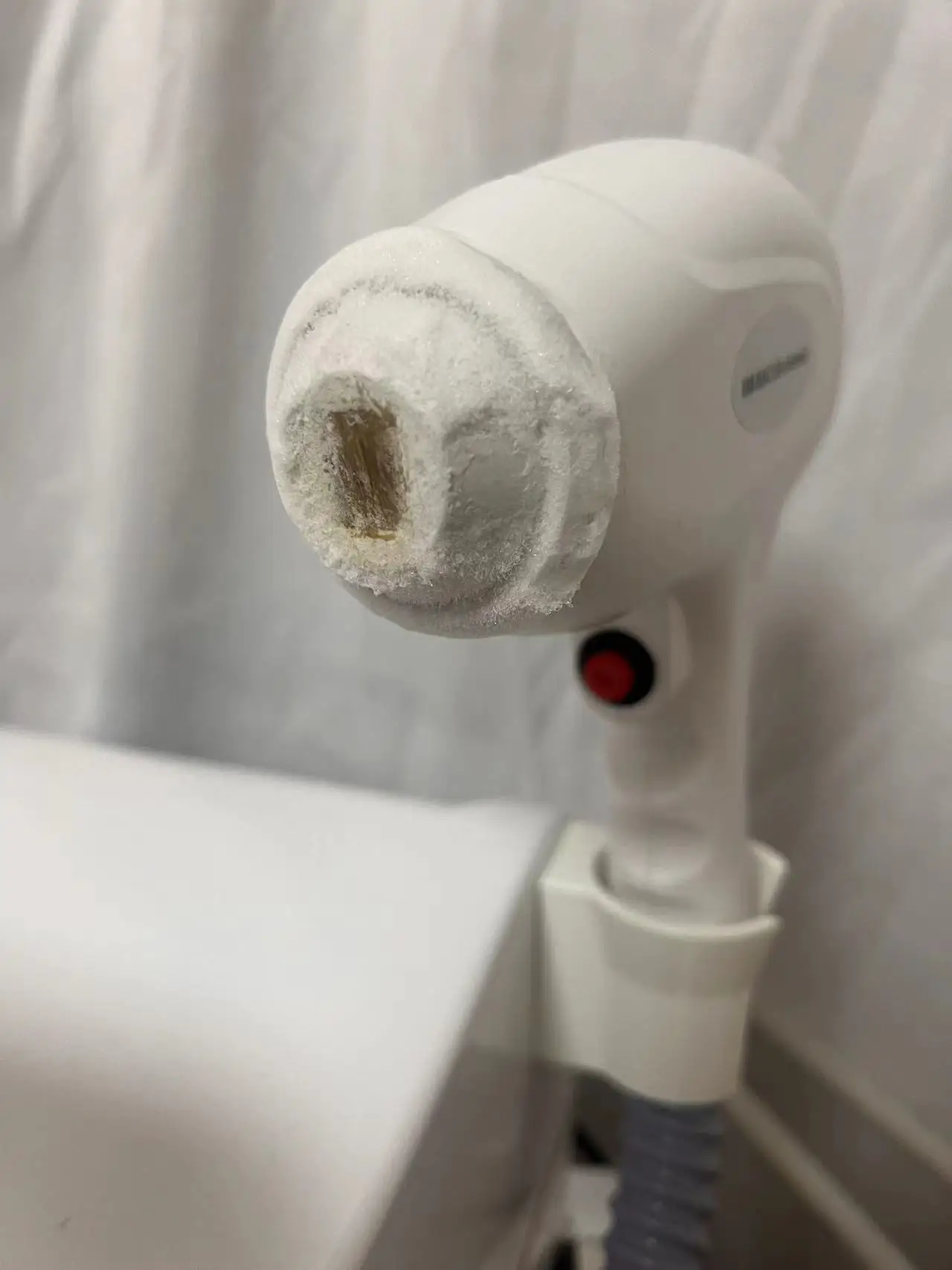 المهنية المنزل المحمولة ديود الجليد التيتانيوم آلة إزالة الشعر بالليزر 755 940 1064 808nm 4000 واط غير مؤلم دائم