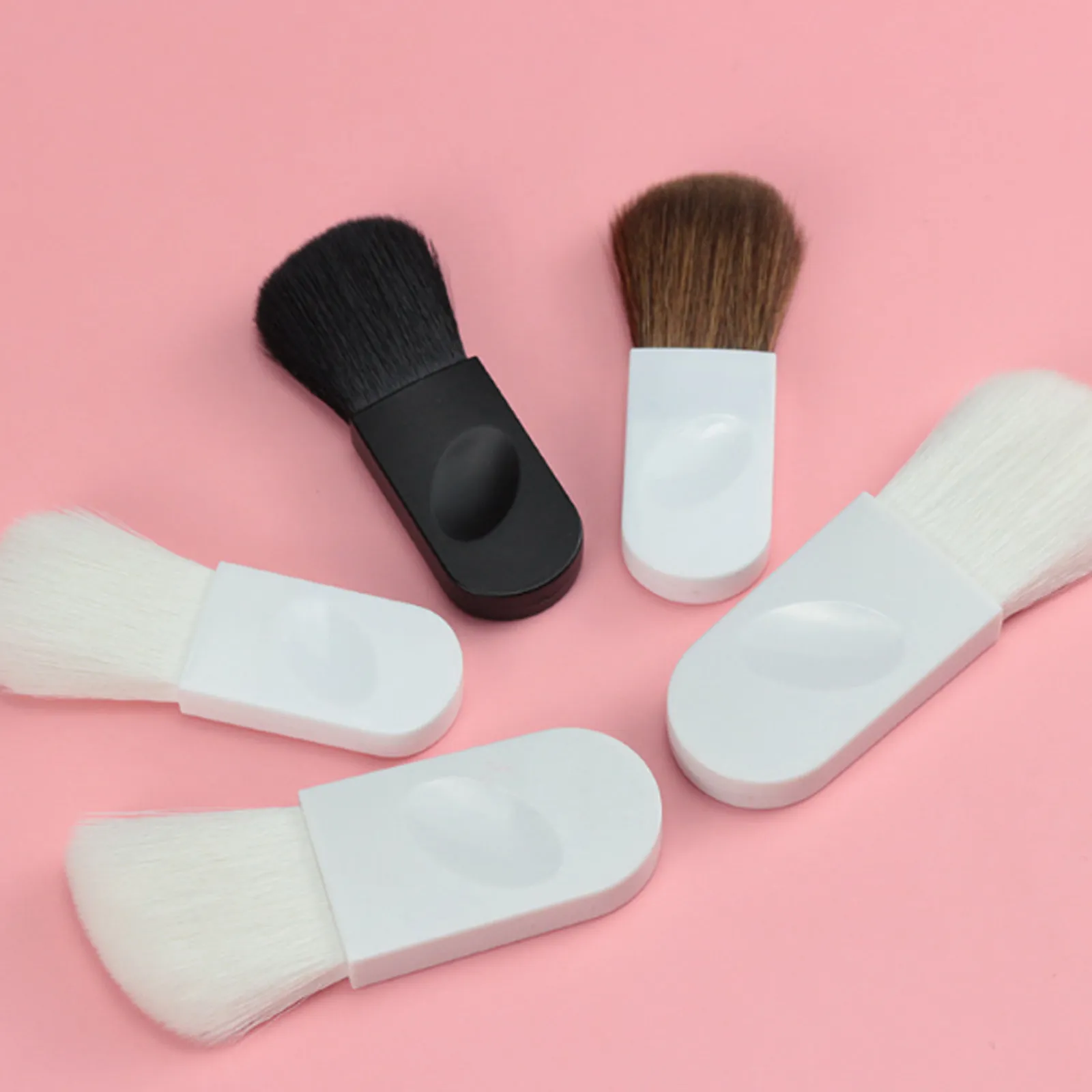 3Pcs Blusher Brush Portable Makeup Tool Soft Silkier Bristles No Shedding for Women Girls Ladies Daily Use Blusher Brush