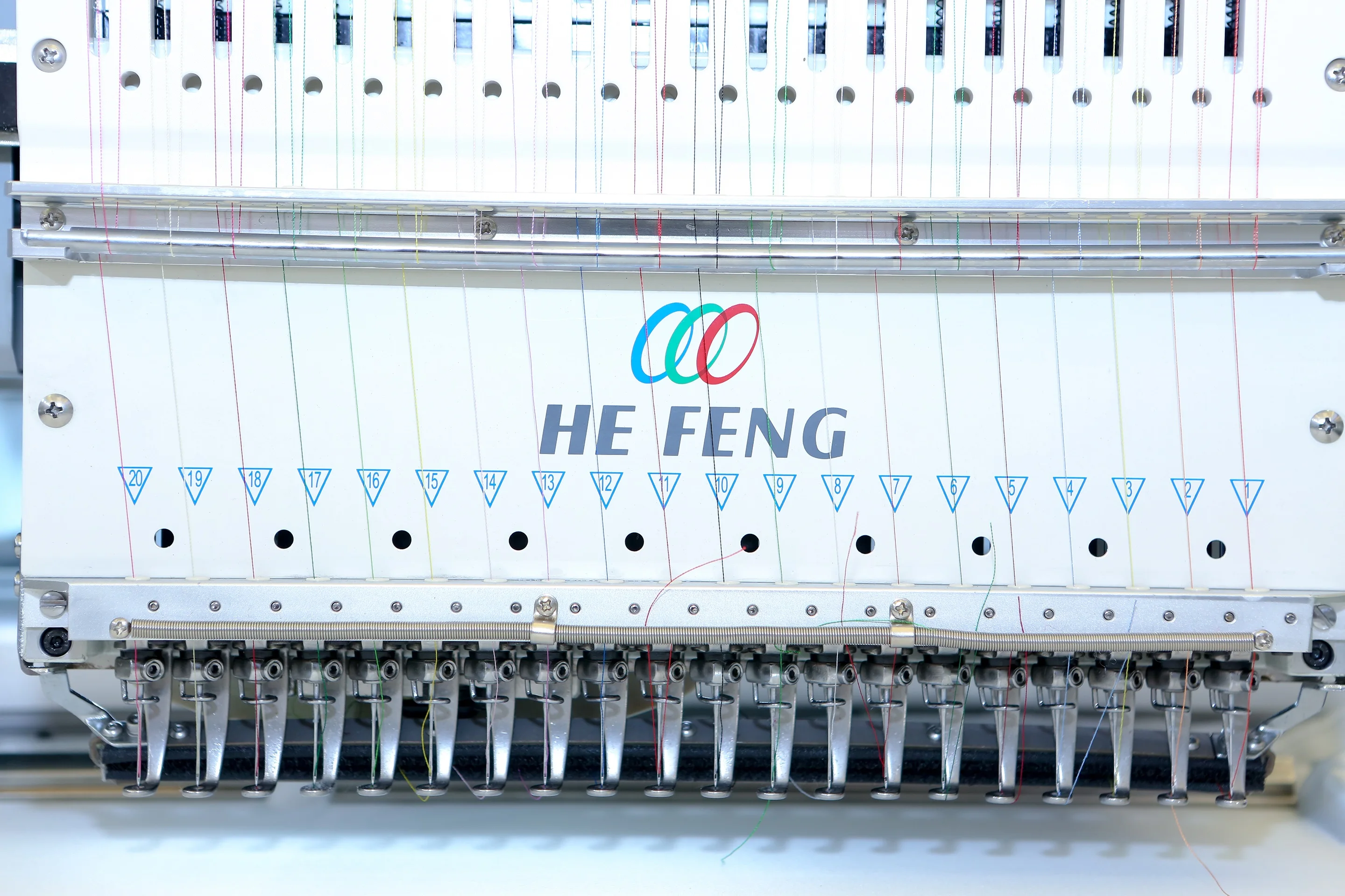 Automatic New 24 Heads 20 Needles Computer Embroidery Machine Cost