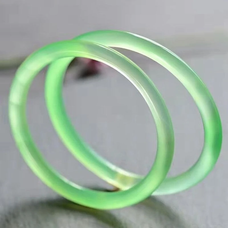 

Тонкий браслет Fruit Green Round Bar, подходит для повседневного ношения и в качестве нефритового браслета.