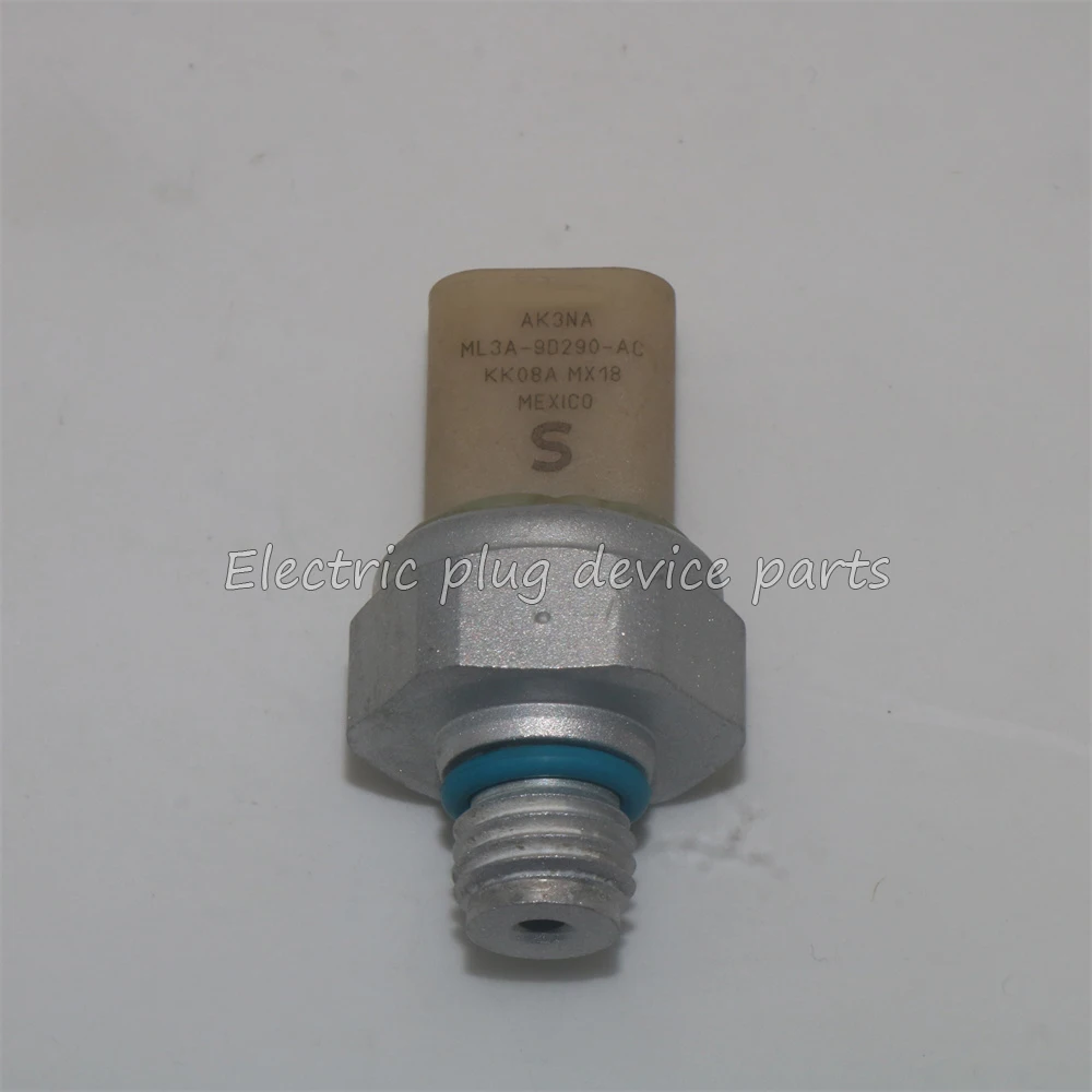 ML3A-9D290-AC ML3Z-9D290-A Oil Pressure Sending Unit for Ford	Escape F-150 F-250 F-350 Super Duty Expedition Lincoln Corsair