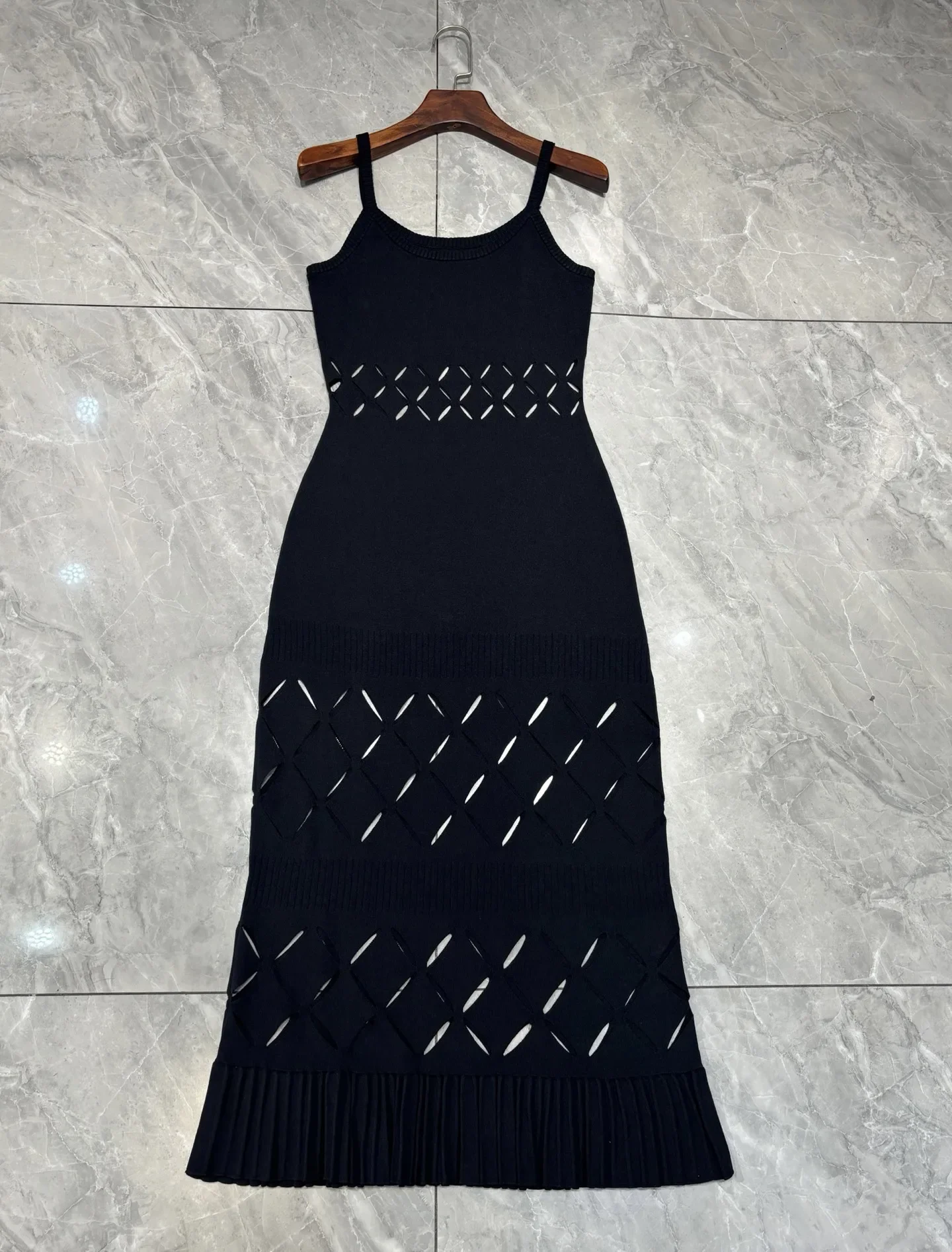 

2025 New Ladies Hollow Out Maxi Dress 2 Colors Sleeveless High Waist Elegant Female Knitted Sling Robe