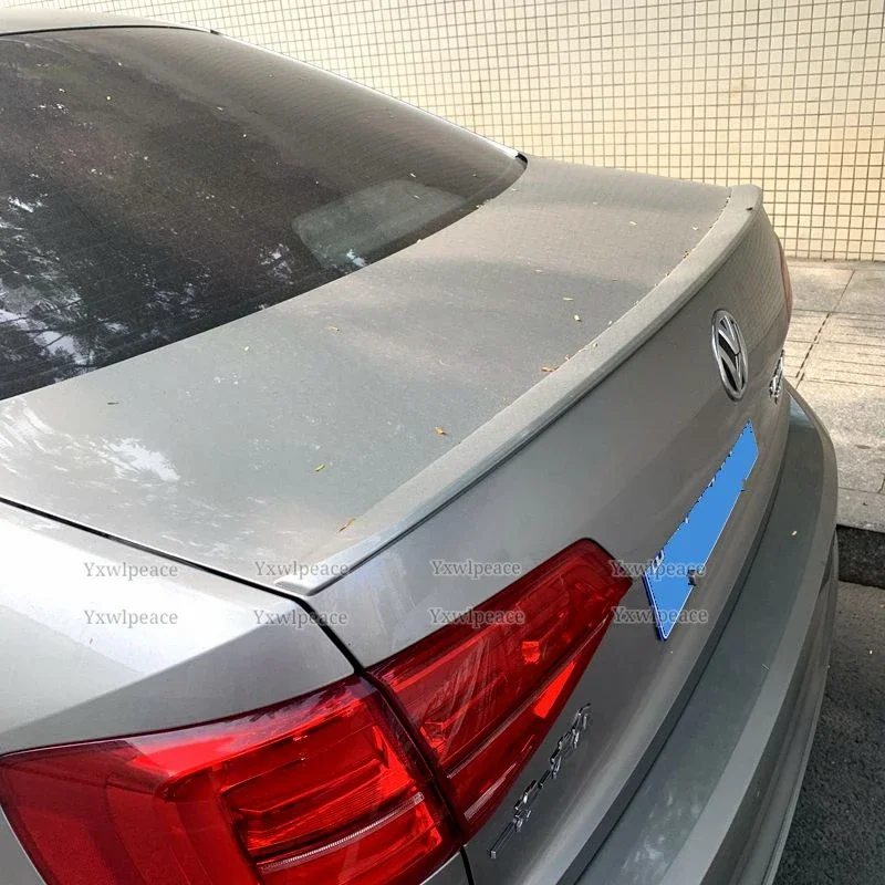 

For VW Volkswagen Jetta MK6 2012 2013 2014-2018 ABS Glossy Black Carbon Fiber Look Rear Trunk Lid Spoiler Wings Body Accessories