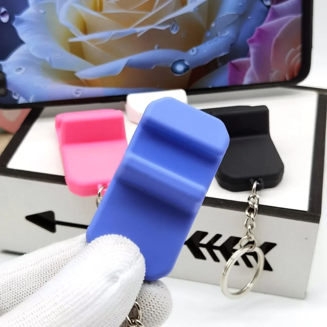 Desktop Mobile Phone Stand For iPhone Xiaomi Smartphone Support Desk Cell Phone Portable Keyring Holder Bracket