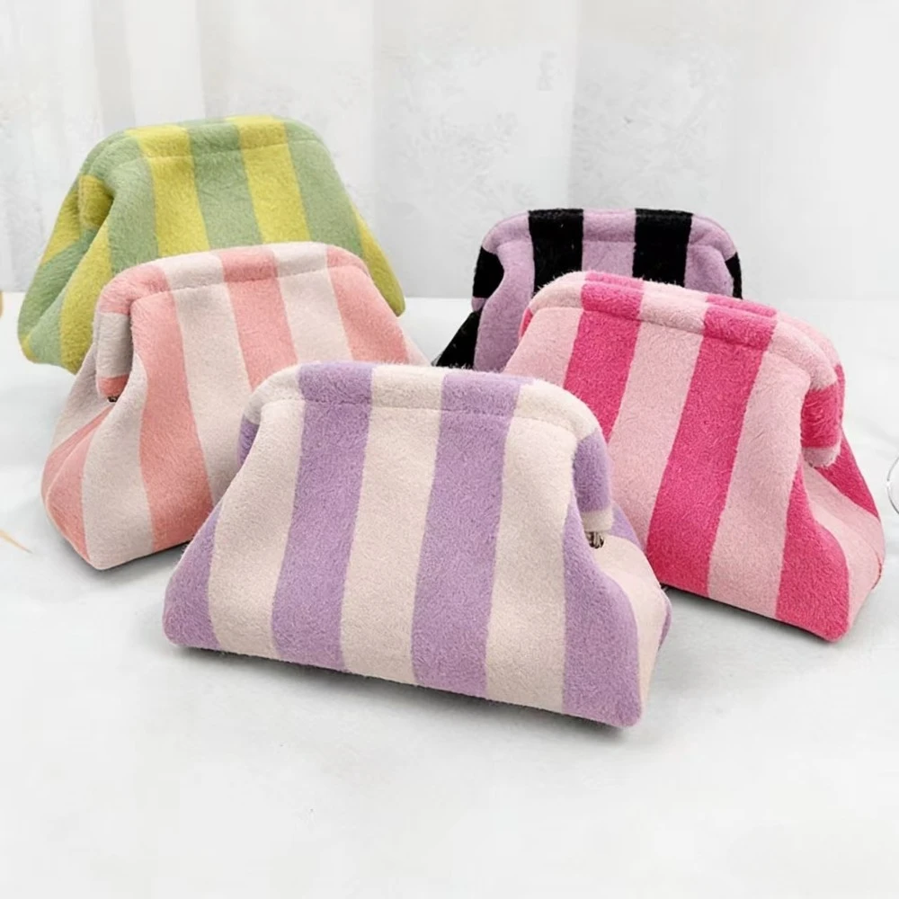 European and American Women's Bag Plush Knit Shoulder Bag Striped Fly Knit Popular Cloud Clutch Makeup Bag