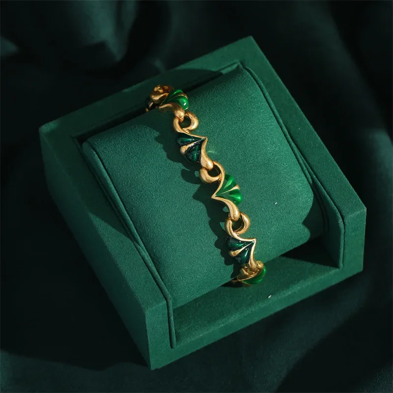 Retro Green Heart Charm Bracelet  Bracelet for Women Enamel Jewelry Accessories Friends Gold Color Chain Gift Wedding 2024