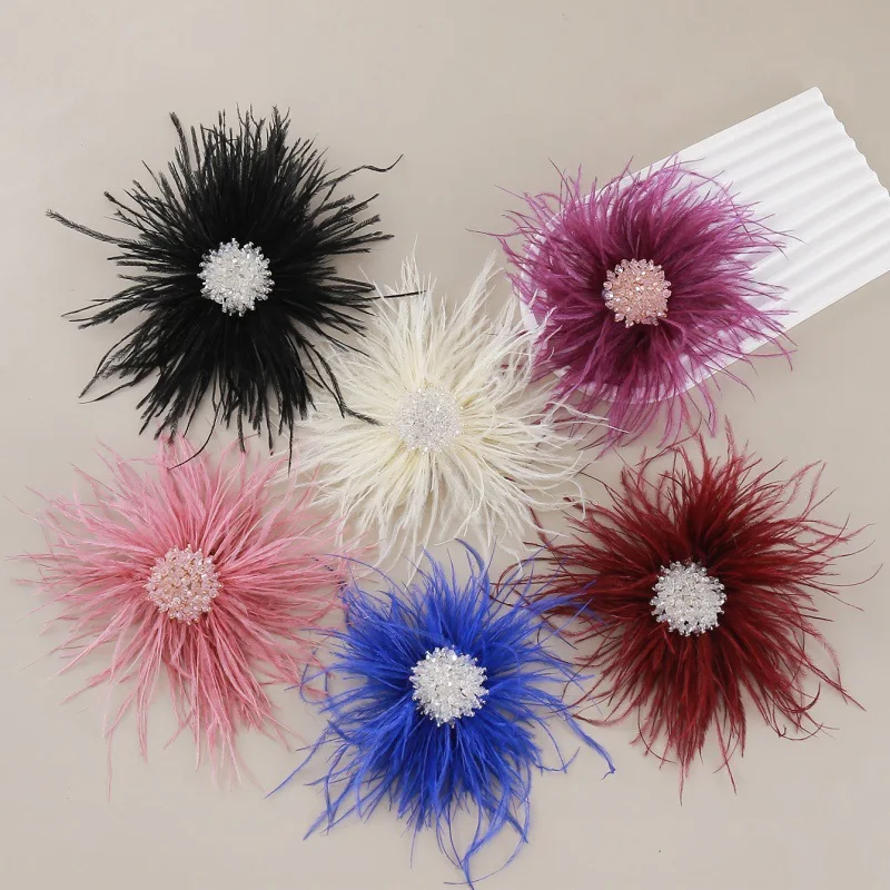 

18cmFeather Crystal Flower Brooch Clip Boutonnieres Jewelry Gift Men Women's Fashion Clothing Dress Accessories High-end Corsage