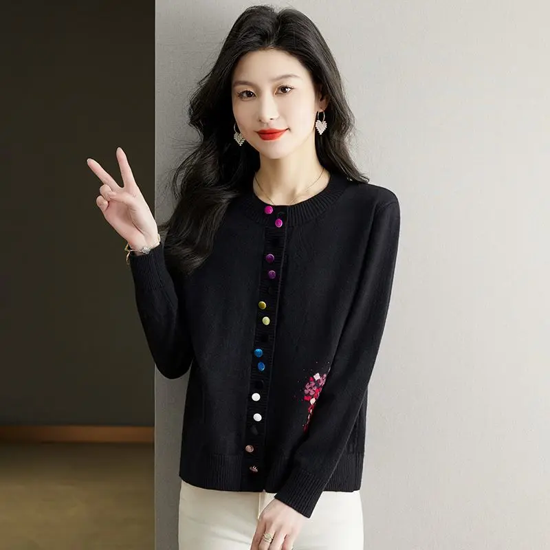 Cardigan Sweater Women's Spring and Autumn New Embroidered Loose Large Size Knitted Solid Color Versatile Top