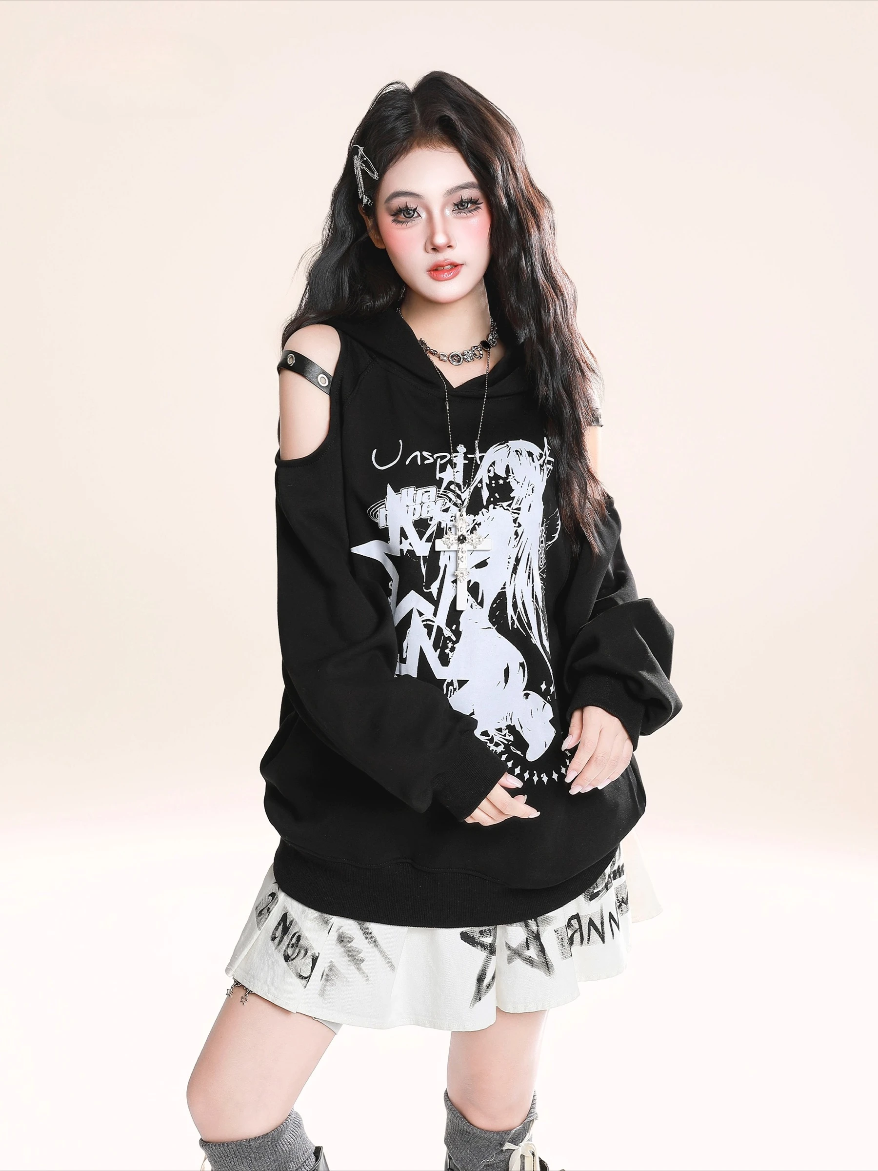 Fashion Sweet Cool Girl Graffiti Printed Off-Shoulder Long Sleeve Hoodie Versatile Loose Casual Pullover Sweatshirt Women Autumn