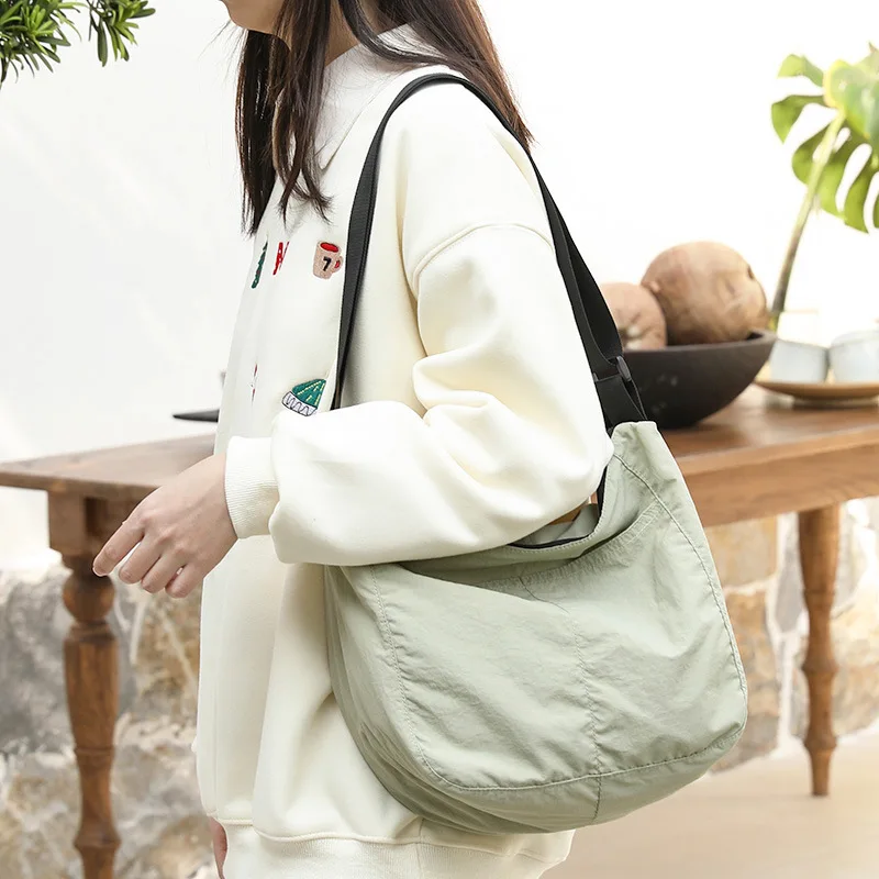 

YIFAN Shoulder Crossbody Bag Medium Size Canvas Messenger Bags for Student 2025 Brand Book Bags Female Handbag Satchels