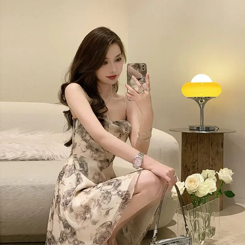 Robe d'été courte en Satin pour femmes, Mini robe à bandes florales en soie, sans manches, en mousseline de soie, à la mode, tendance 2025, Y2k