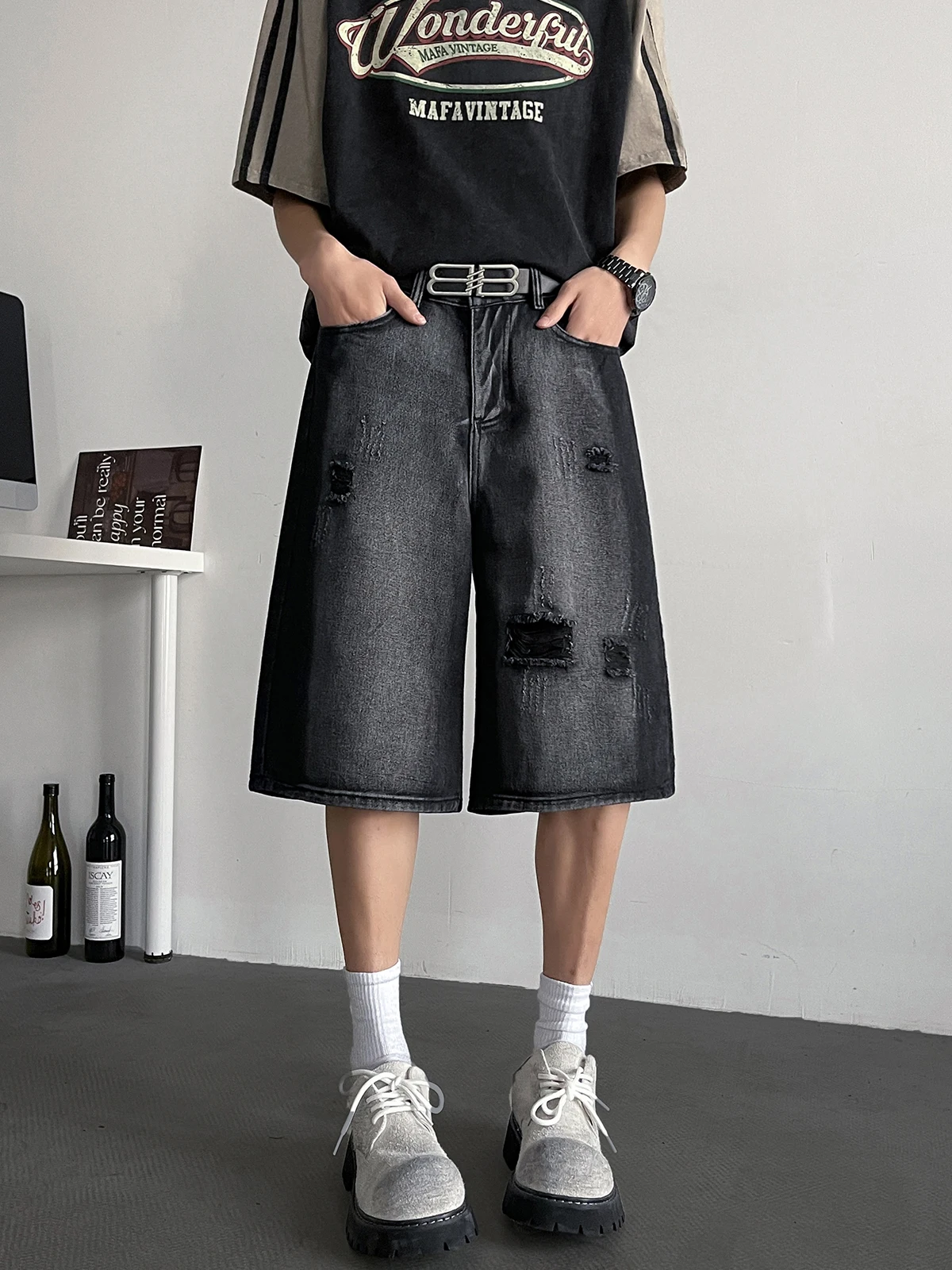 

Summer Men's Distressed Straight Leg Jeans Mid-Low Waist Seven-Foot Length Casual Wear Vintage American High Street Shorts
