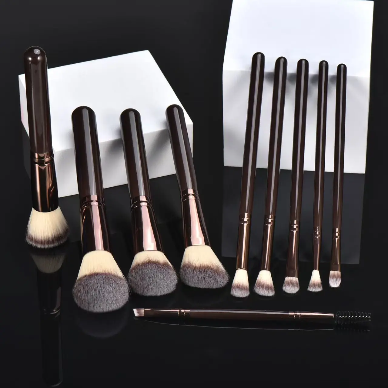 10-teiliges Pinsel-Set, komplettes Set für Foundation, loses Puder, Rouge, Concealer, Lidschatten, professionelles Set, Make-up-Werkzeuge