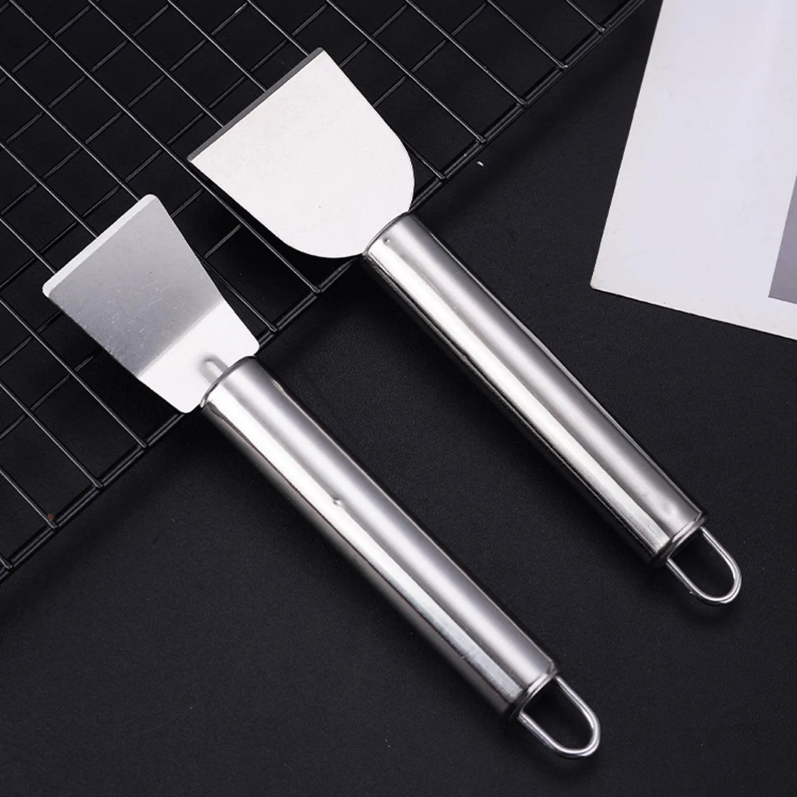 

Stainless Steel Kitchen Cleaning Shovel Versatile Scraper Ice Scraper Deicing Tool Suitable for Range Hood Grease Grime