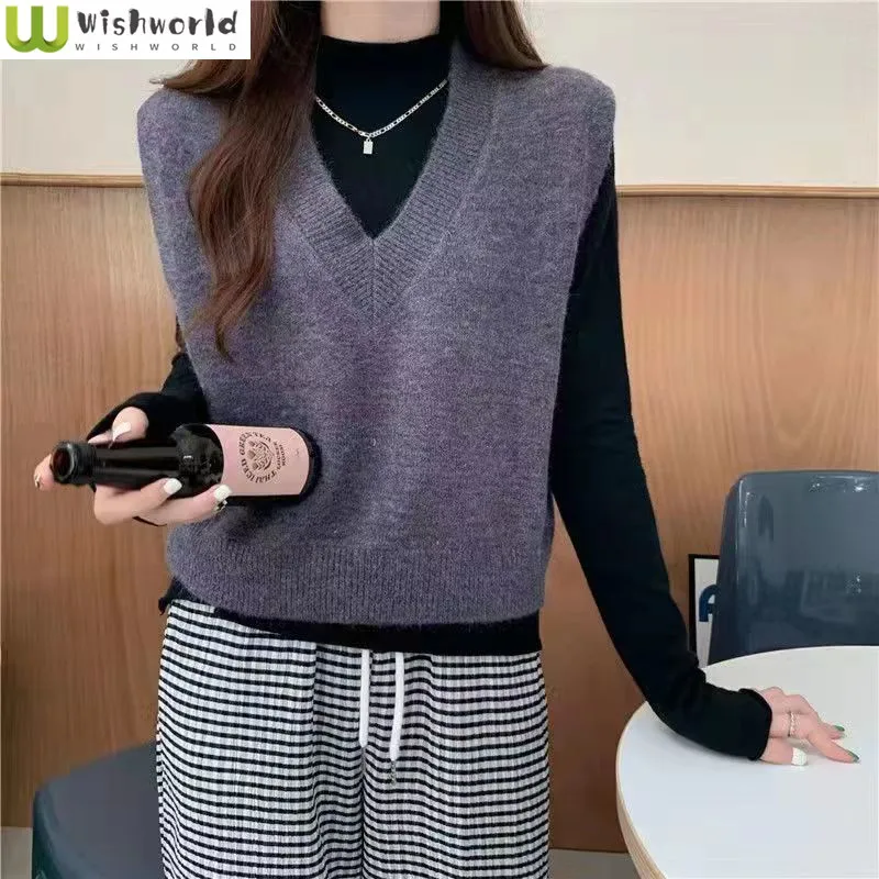 

Knitted Sweater Tank Top Spring and Autumn New V-neck Korean Edition Outwear Versatile Sleeveless Fashion Age Reducing Top