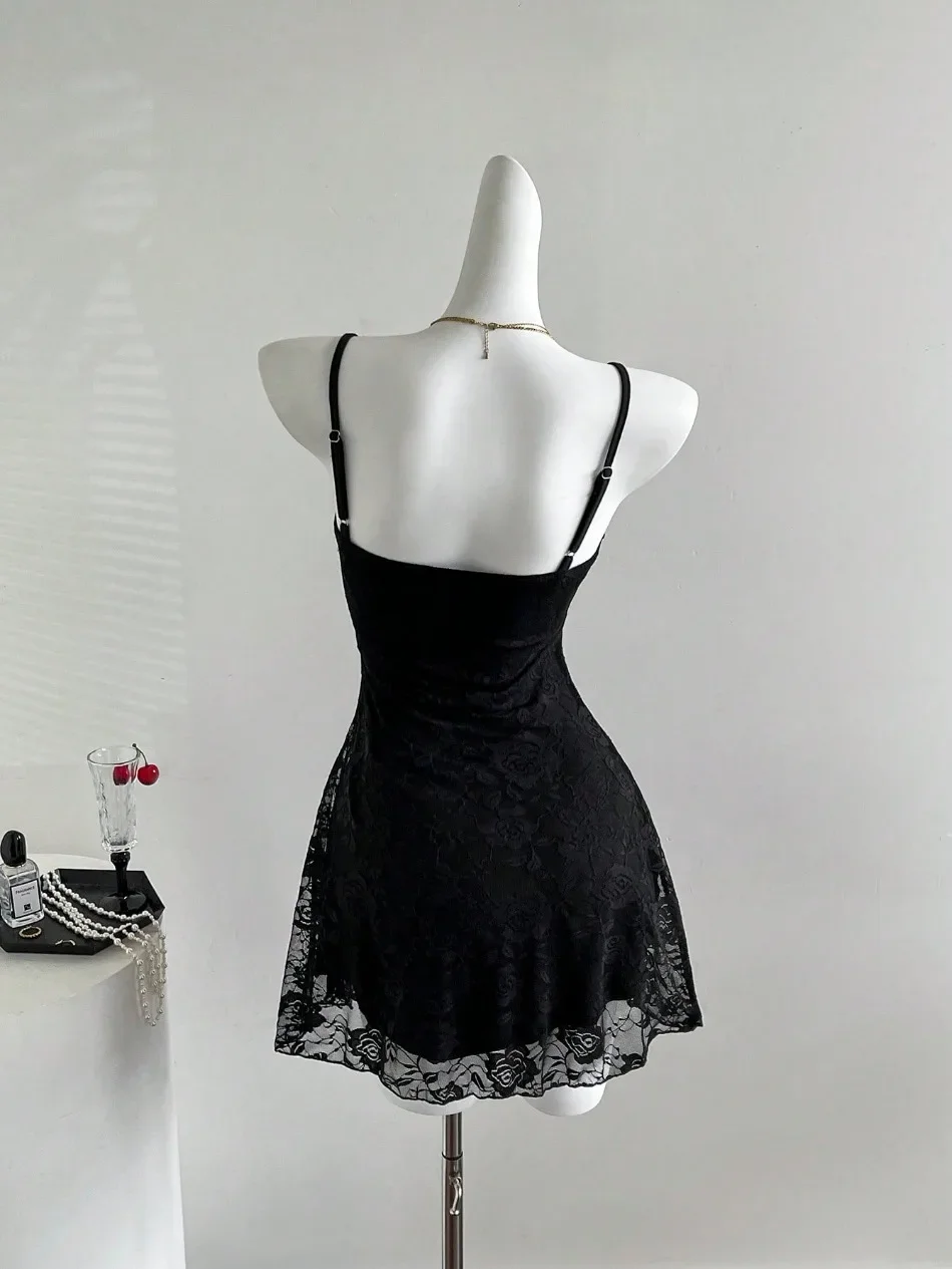 Sommerliches Neues Mini-Kleid mit Spaghettiträgern, Rüschen, Korsett, Rückenfreiem Design, Bandage, Spitze, Stufenrock, Rüschenkleid, Club-Party-Sexy-Kleid, Weißes Kleid – Detail 18