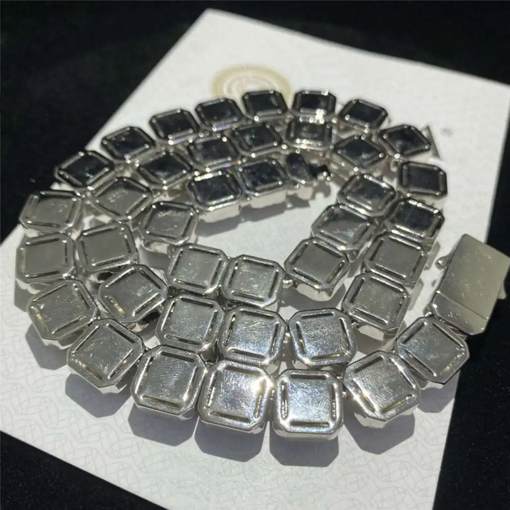 Luxury Hip Hop Rock Sugar Moissanite Chain Iced Out Diamond Cuban Necklace Fashion Men Jewelry Solid Silver Cuban Link Chain.