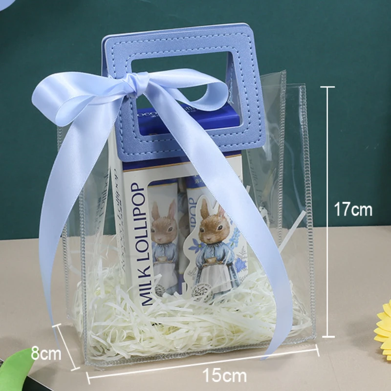 שקיות עם ידית מרובעת צבעונית ופפיון