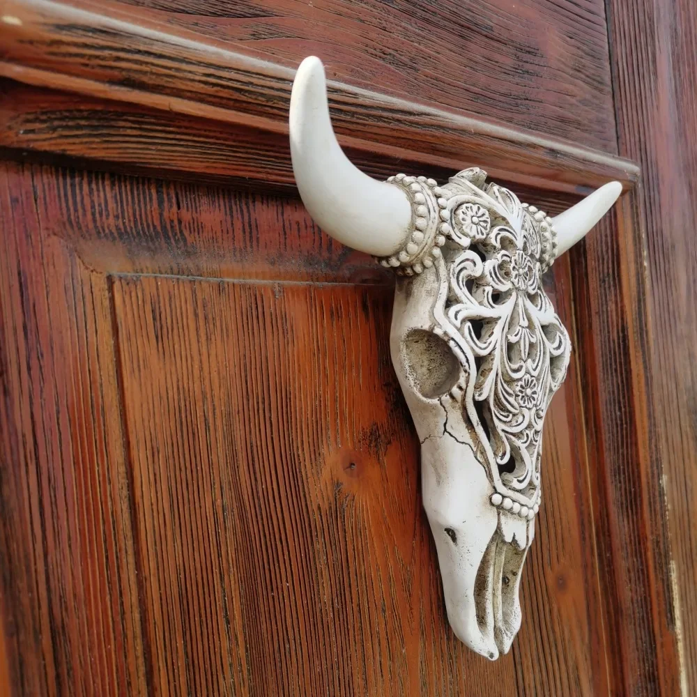 

Retro Bull Skull Ornaments 3D Hollow Animal Sculpture Resin Longhorn Cow Head Crafts Wall Hanging Decoration Home Decor Figurine