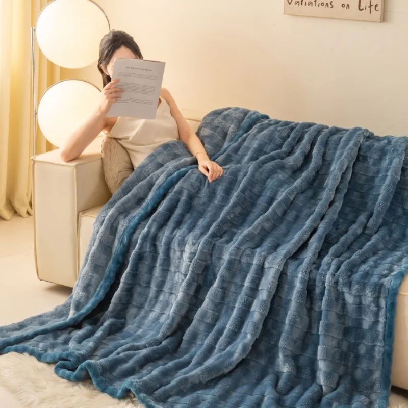 Soft Fluffy Artificial Rabbit Plush Blanket Autumn Winter Warm Fleece Throw Blankets for Sofa Bed Comfort Travel Camping Blanket
