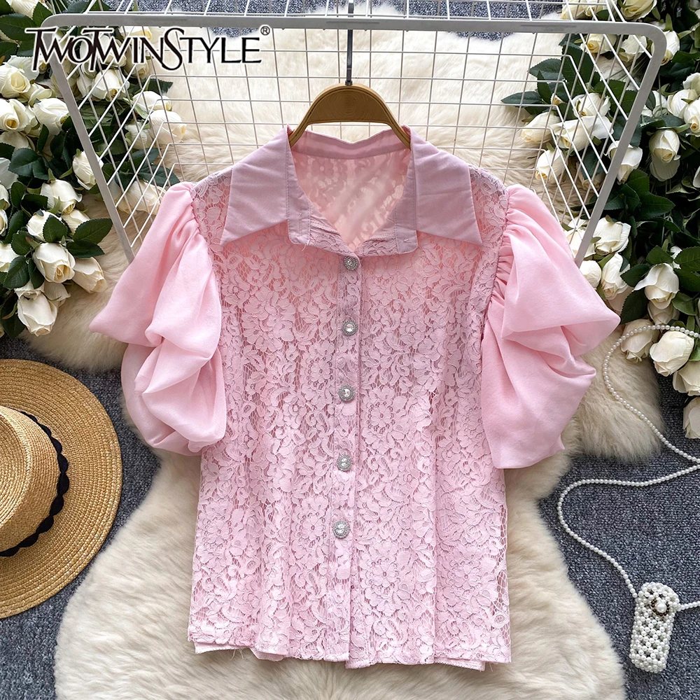 

TWOTWINSTYLE Vintage Loose Spliced Button Blouse For Women Lapel Short Sleeve Temperament Shirts Female Fashion New KBL536892