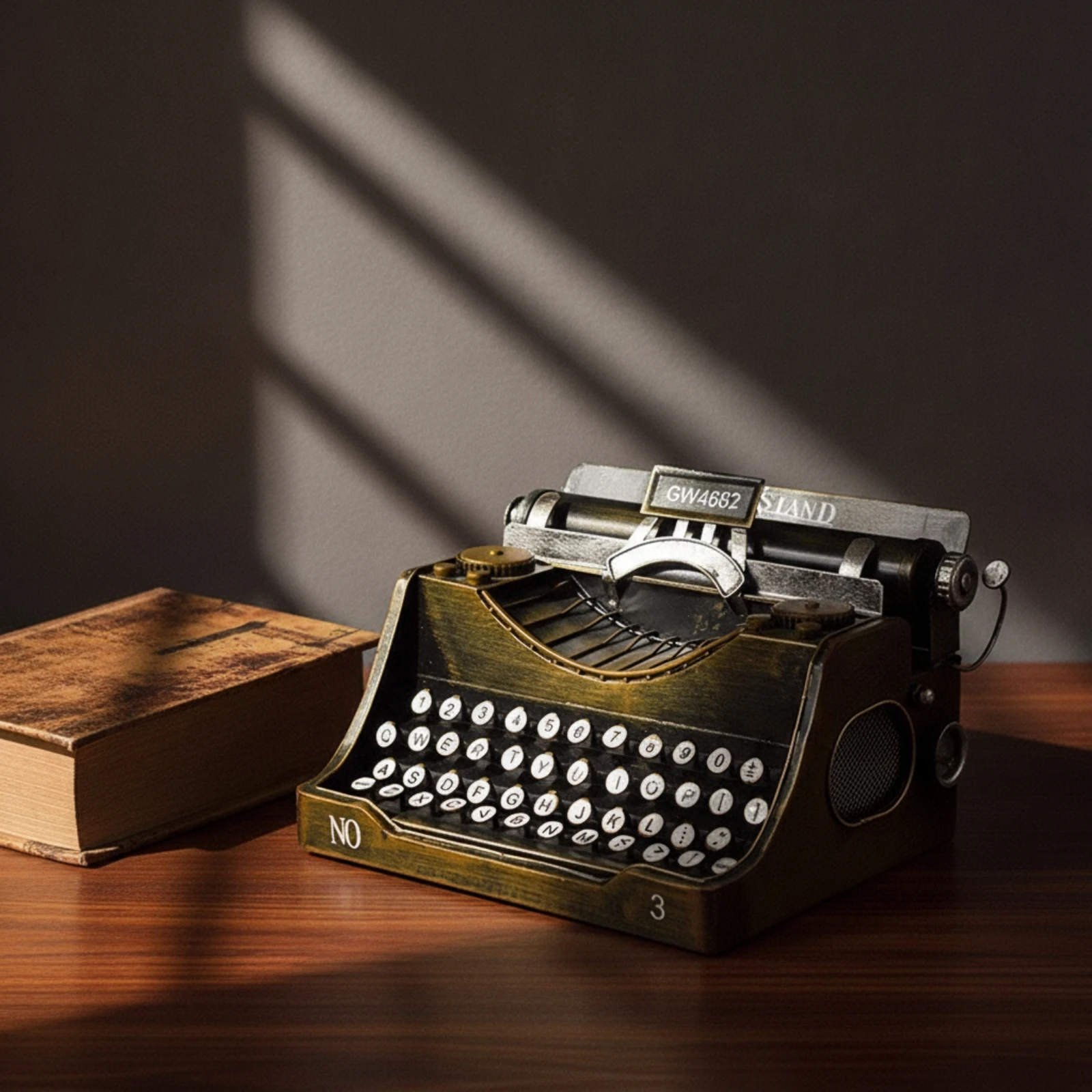 Typewriter Model Vintage-Style Typewriter Model Sculpture Antique-Finish Tabletop for Collectors, Office, Bookshelf