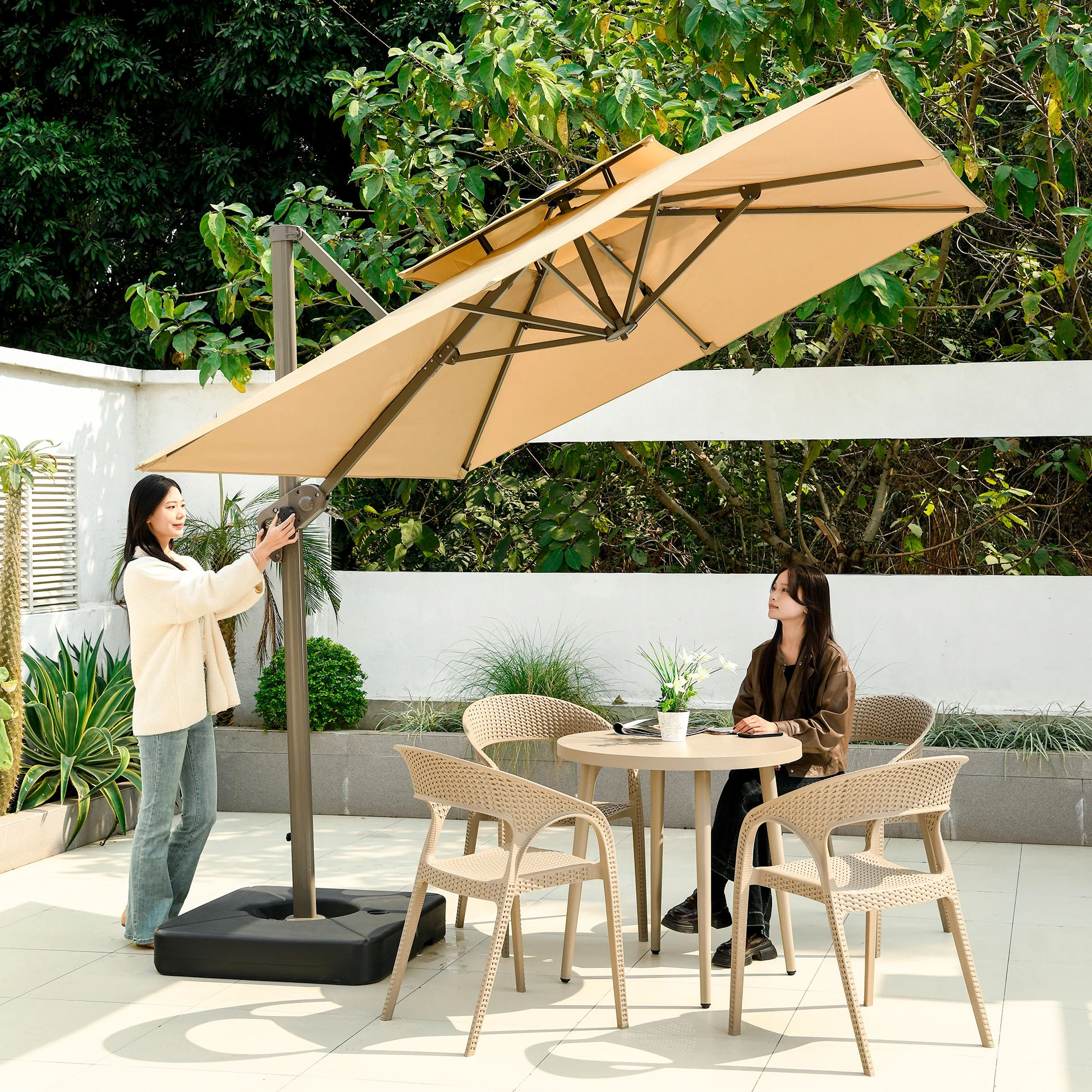 Custom Logo Modern Design Foldable Cantilever Umbrella Base Waterproof for Outdoor Dining Park Beach Hotel & Gym Hospital