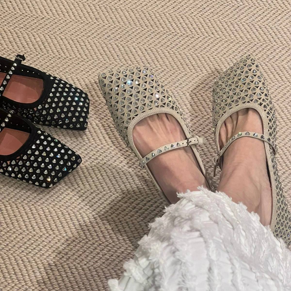 

Maxdutti минималистичные женские летние сандалии, балетки в форме сердца со стразами, элегантные женские туфли на плоской подошве с квадратным носком