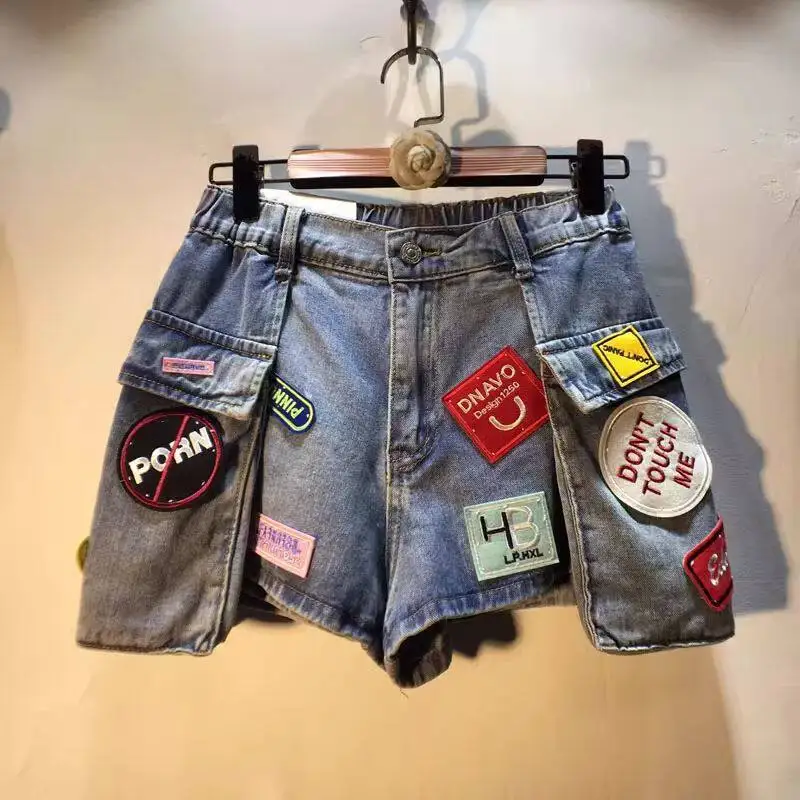 

Women's High Waist Denim Cargo Shorts 2026 Summer New Embroidered Letter Patch Pocket Slim Fit Streetwear European Denim