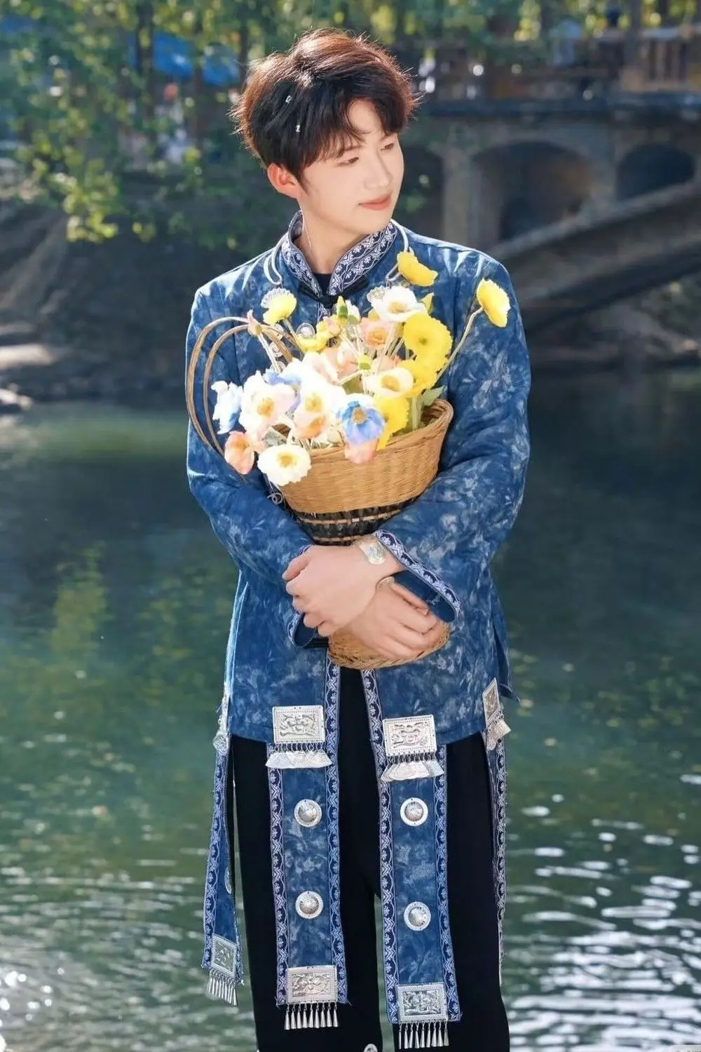 

New Miao Ethnic Clothing Set for Men Ethnic Minority Chinese Hanfu Men's Outfit Set