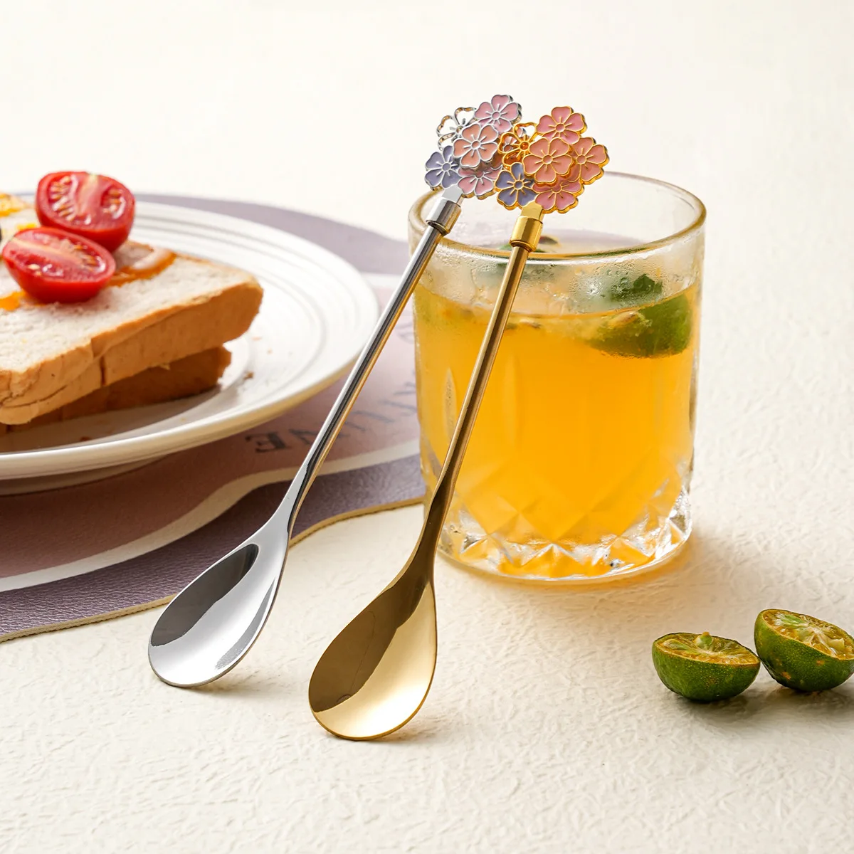 Creative Cherry Blossoms Spoon,Stainless Steel Tableware Coffee Teaspoon,Stirring Stick Dessert Spoons,Long Handle Cake Spoon