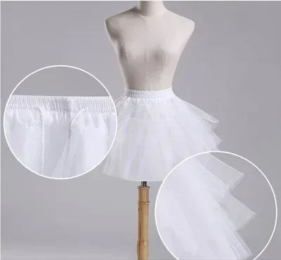 สั้นงานแต่งงาน Petticoat Tulle สีดําไม่มีกระดูก Flare เจ้าสาวเจ้าสาว