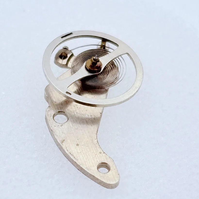 ملحقات حركة الساعة Seiko 7009A مجموعة عجلة توازن متأرجحة كاملة من عجلة توازن لوحة المشبك المتأرجح 7009 عالمية