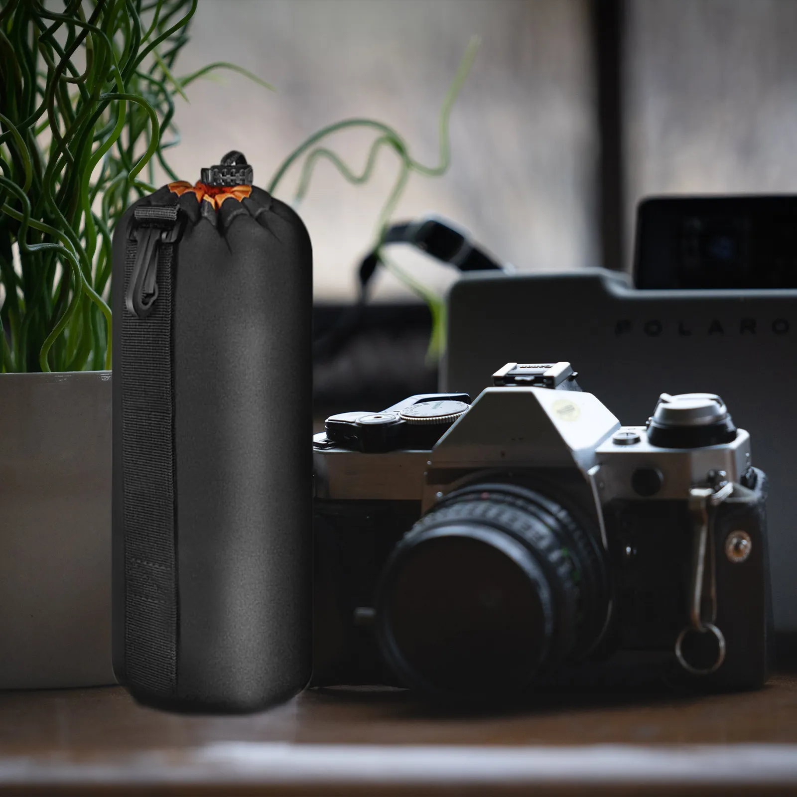 Neoprene Lens Pouch Waterproof Shockproof Drop-Resistant for Camera Lens Under 22Cm Height and 10Cm Diameter Carry