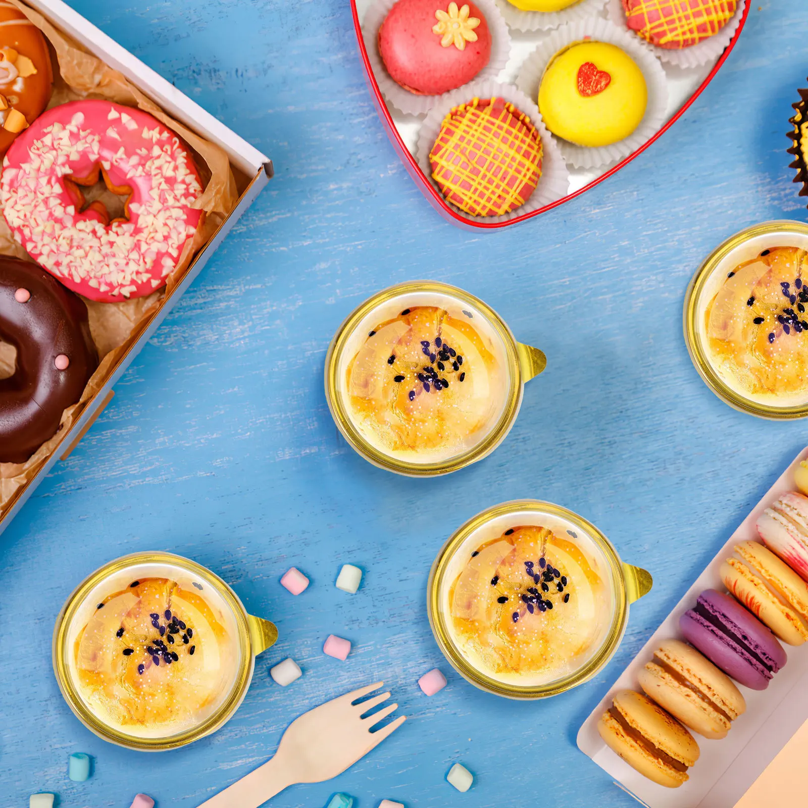 

100pcs Egg Yolk Crisp Box Round Plastic Food Grade Pet Container For Cake Cupcake Baking Packaging Waterproof Dome Box