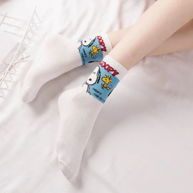 Snoopy Cartoon Cotton Socks Men Sports Breathable Socks Long Tube Cotton Socks Skateboard Casual Men Women Couples Fashion Sock