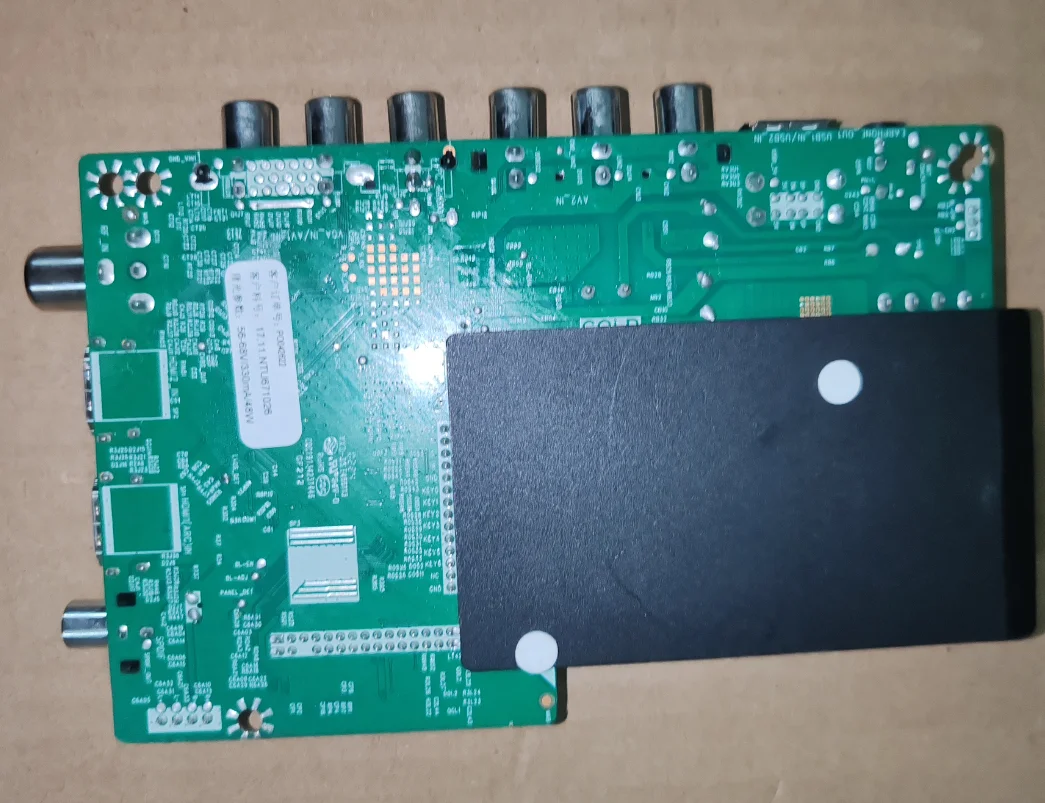 NTU6710.3G109 Three in one TV motherboard, physical photo, tested for   56--68V 330ma  48w