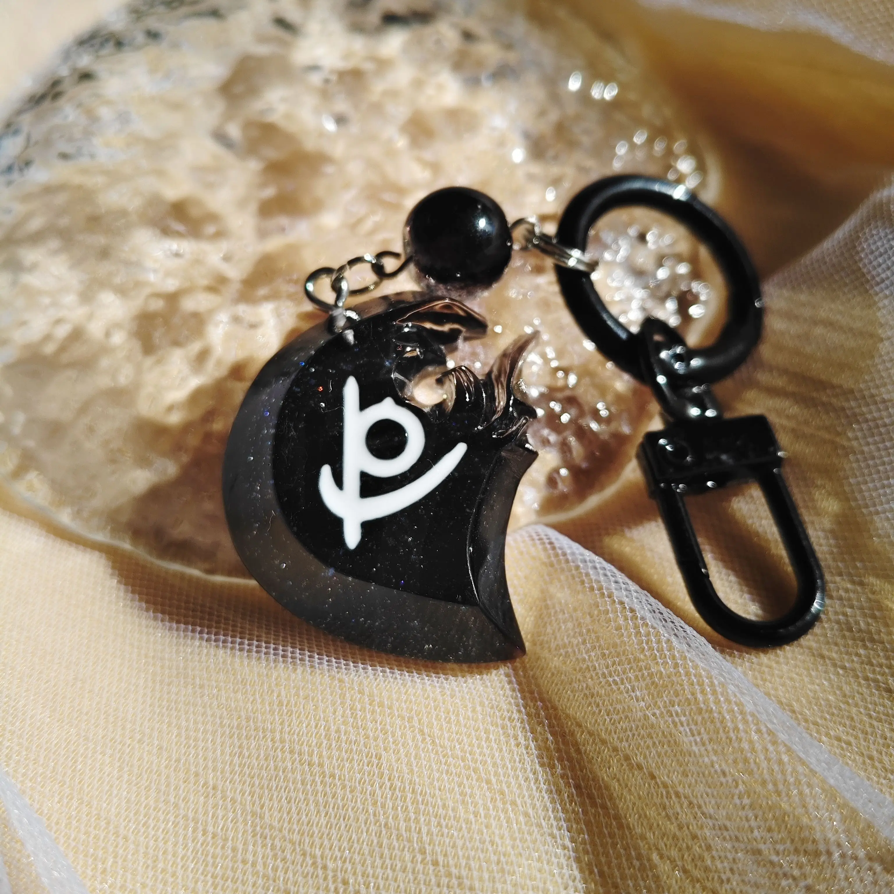 لعبة FF14 الخيال الرابع عشر بلورات المفاتيح حكيم ريبر فارس الظلام راقصة الأحمر ماج الأبيض ماج قلادة تأثيري Doujin هدية #6