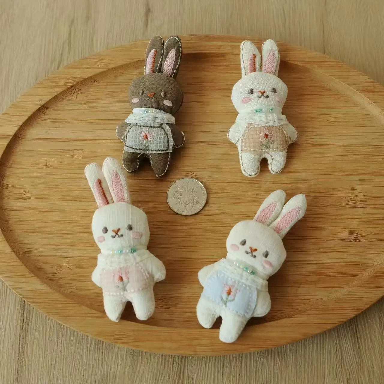 Stuffed Fabric Rabbit Brooch Floral Embroidery Sweet Forest Fresh Cute Kawaii Pin for Women Bag and Clothes