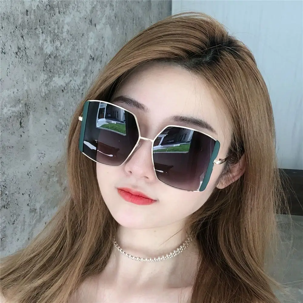 Brand Designer Summer Vintage Driving Eyewear Women Sunglasses Ladies Sun Glasses Shades