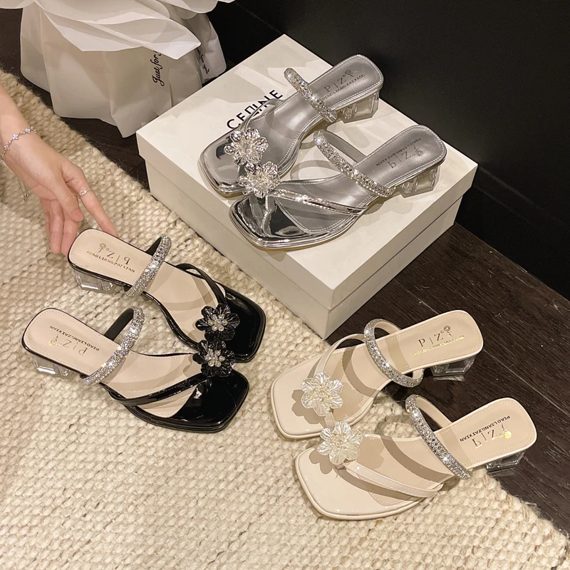

Summer Outdoor Wear Toe-Post Thick Heel Sandals Beautiful Match Skirts Not Tired Foot Flowers Water Diamond Women Sandals