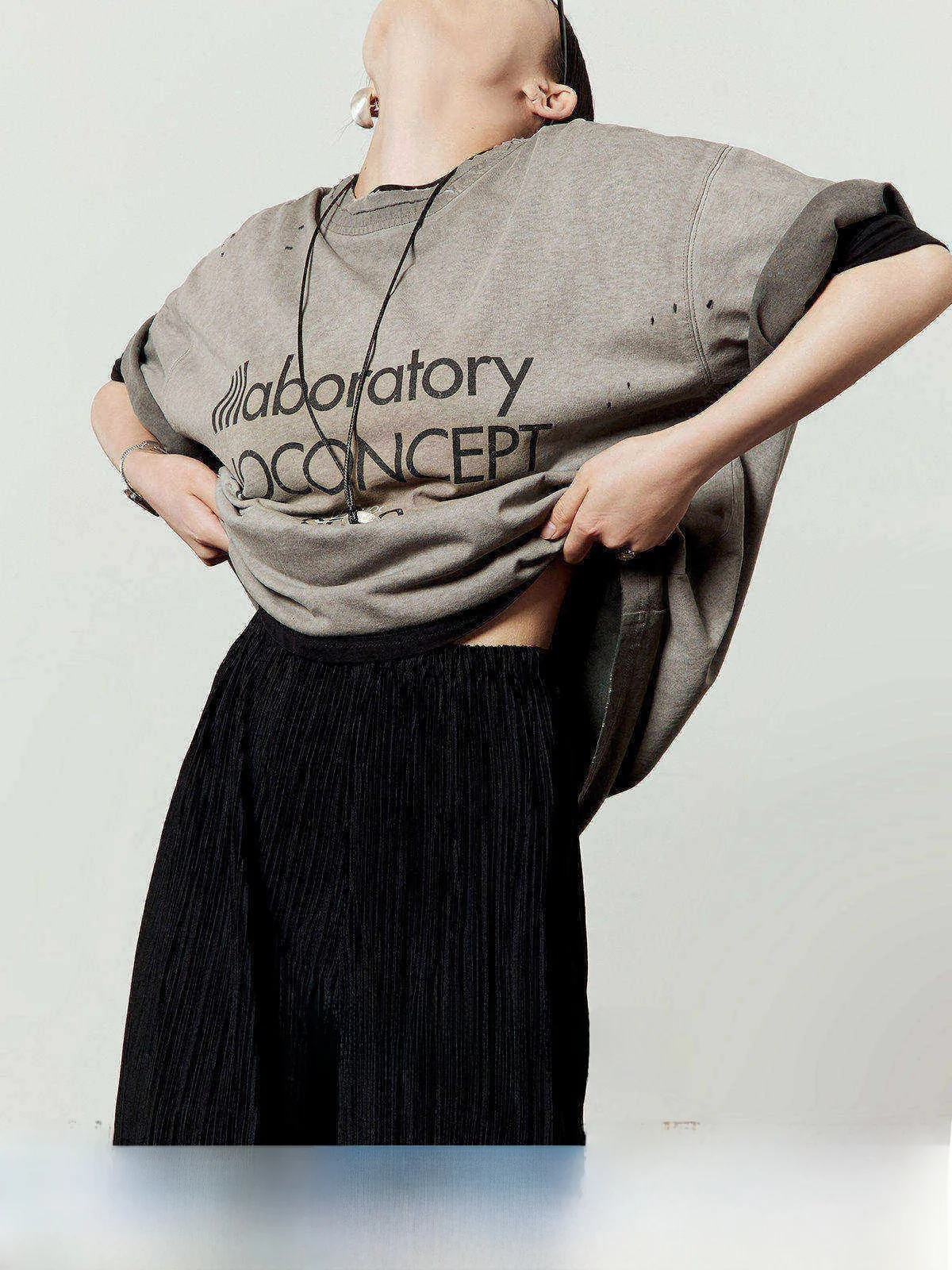 

Retro Grey T-Shirt Women's Chic Letter Print Short Sleeve Summer New Design Sensation Loose Fit round Neck Casual Top