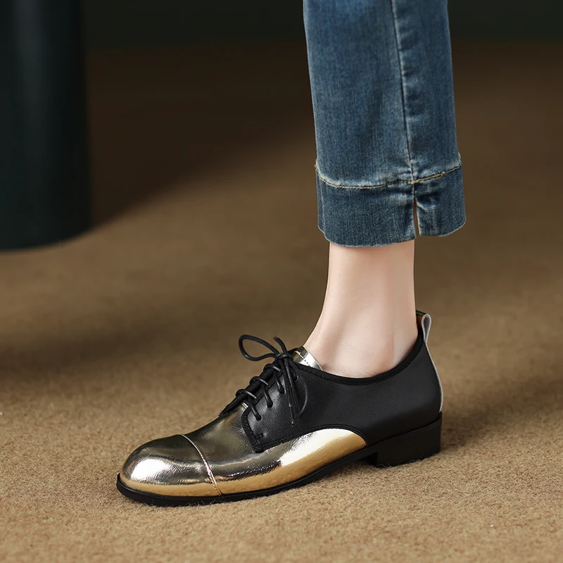 2024 New Fashion Classic Brogue Shoes Women Metal Cow Leather Pumps Mixed Color Comfortable Lace Up Big Size 34-40 for Ladies