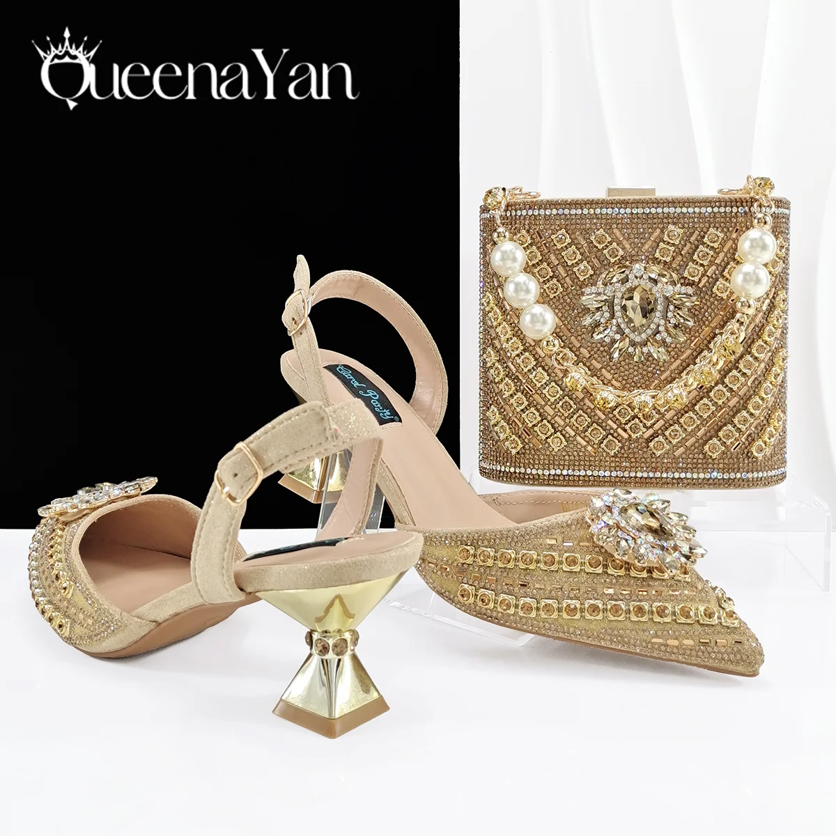 

Queena Yan 2025: комплект из итальянского стиля с острым носком и стразами на высоком каблуке и золотой танкетке — элегантная женская обувь для вечеринок на каблуке