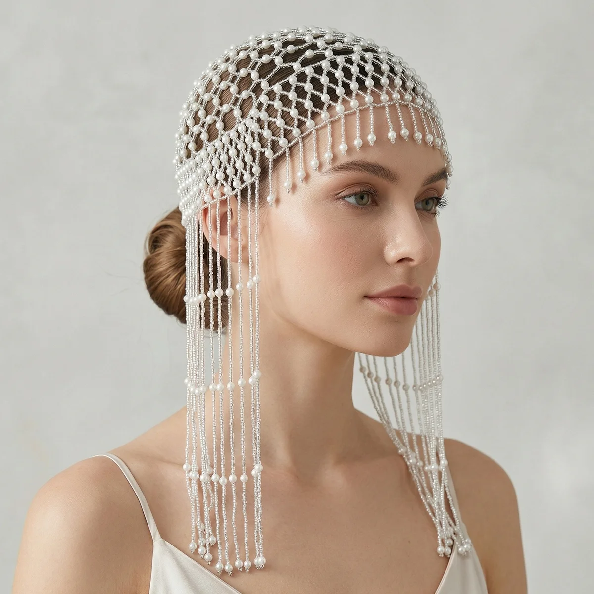 Luxury Pearls Beaded Headwrap for Women Full Tassel Headpiece 1920s Gatsby Flapper Cap Bridal Headband Wedding Hair Accessories
