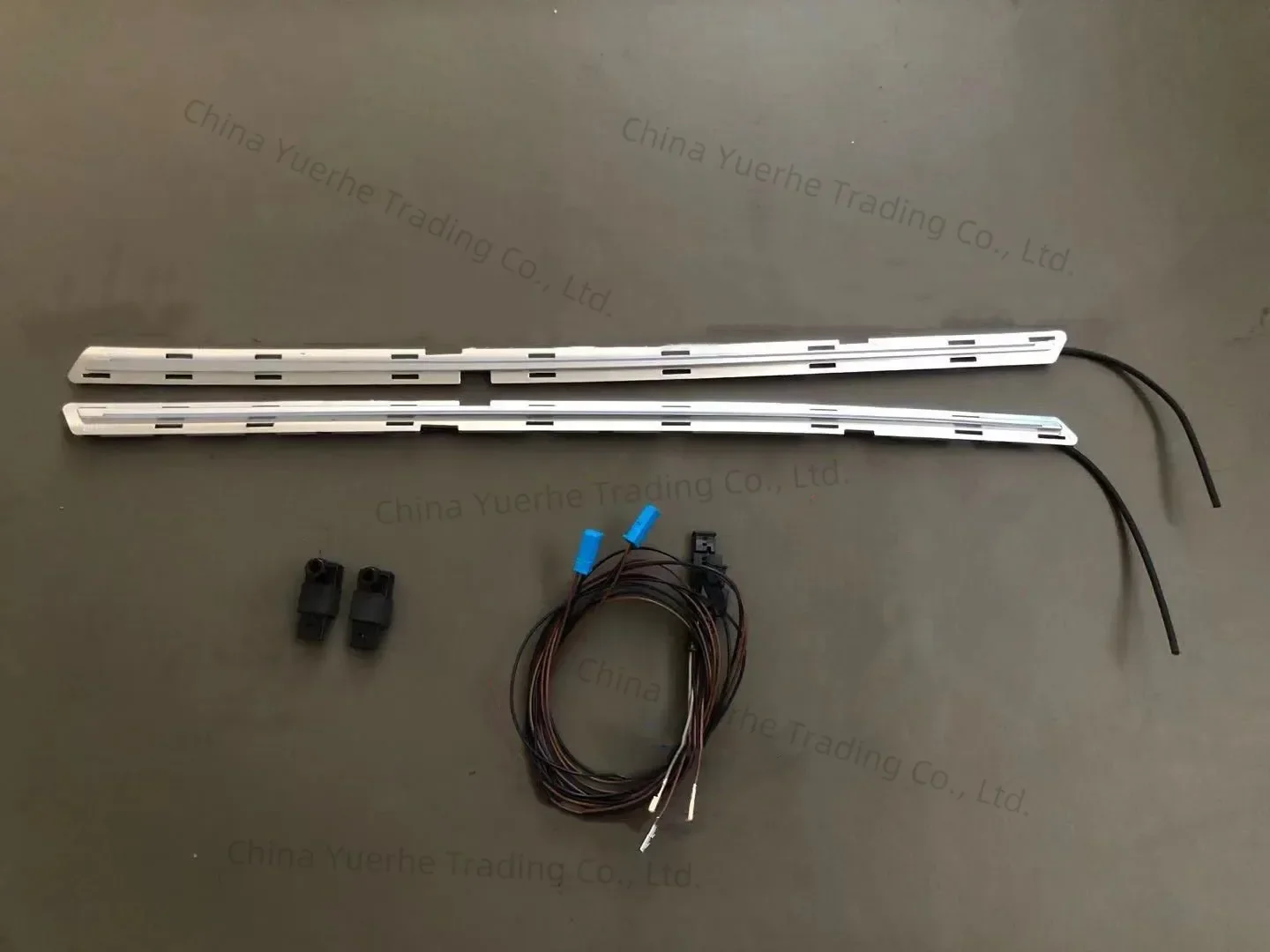 

For VW Golf 7 MK7 rear door outline light