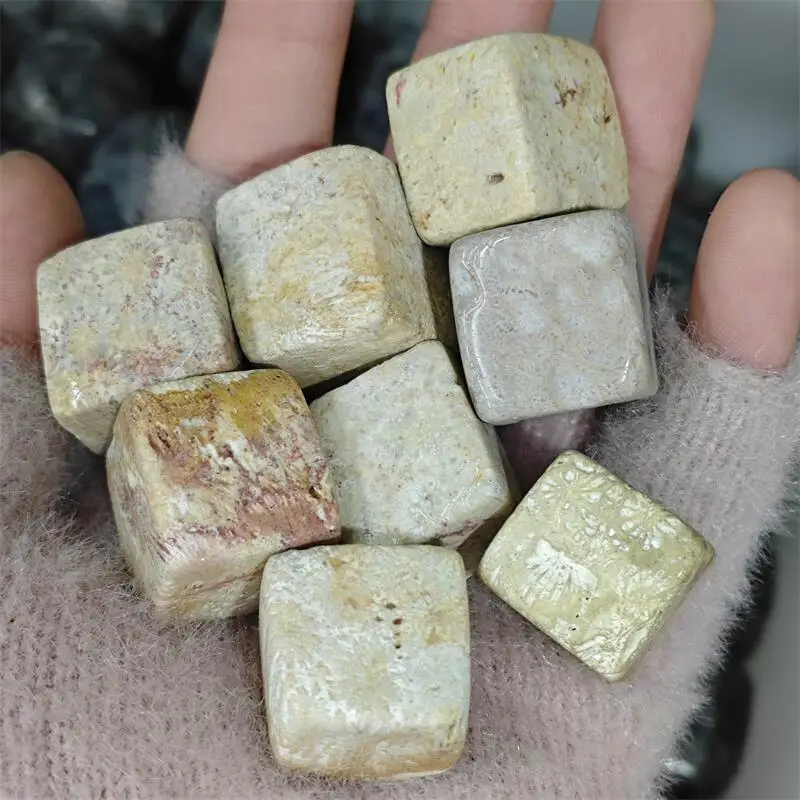 500G Natural Coral Jade Cube Freeform Carving Reiki Faith Handicraft Ornaments Healing Home Decoration Gift