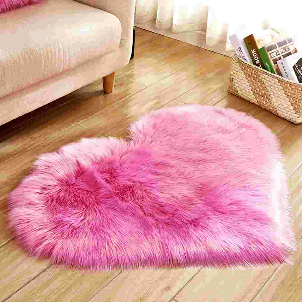 

Area Rugs Plush Wool-like Heart Long Carpet Decorative Front Door Imitation Heart-shaped Pink