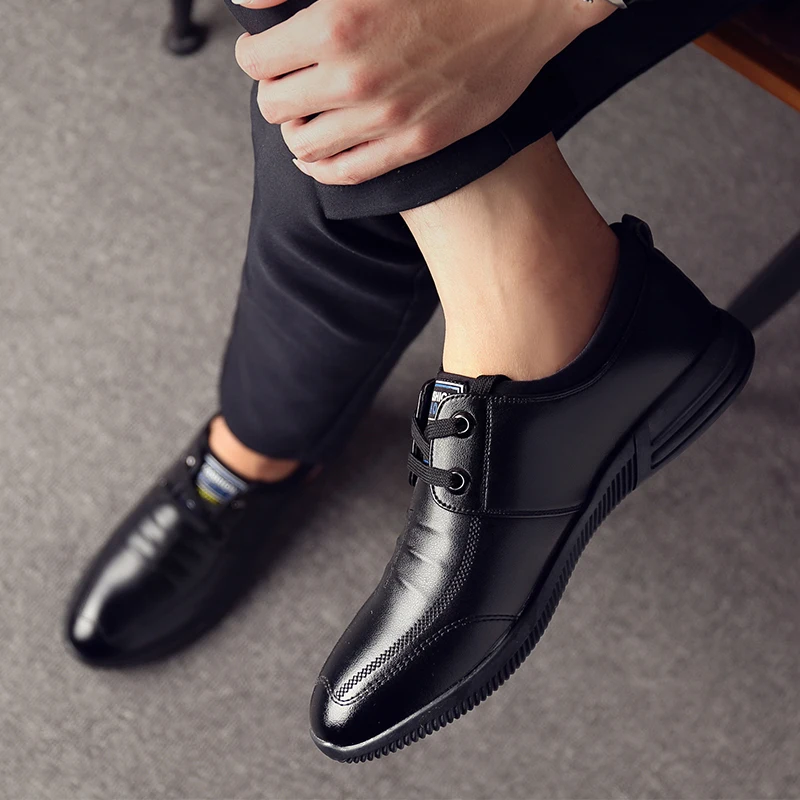 

Men's Leather Shoes 2026Men's Fashion Comfortable Platform Shoes Outdoor Lightweight Slip on Men's Shoes Casual Leather Shoe