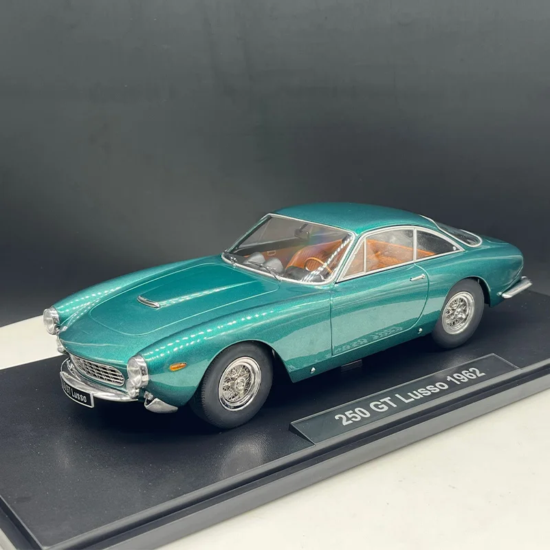 

KK 1:18 Scale Alloy 250 GT Lusso 1962 Diecast Miniature Toy Car Simulation Classic Model Souvenir Collectibles Display Gifts